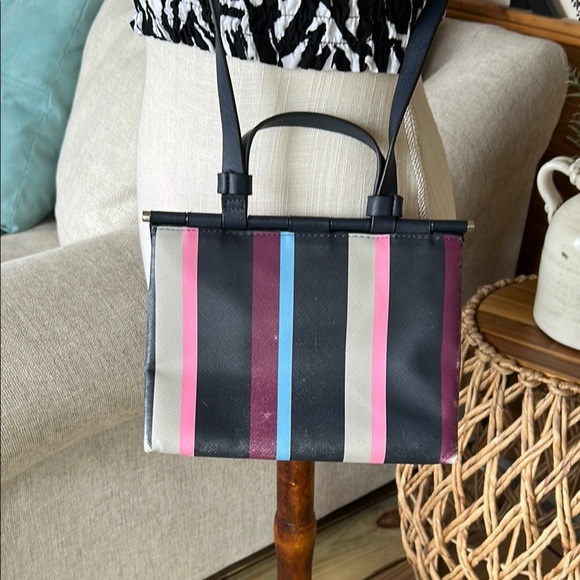 Zara Black and Pink Satchel with Structured Design - Picture 5 of 10